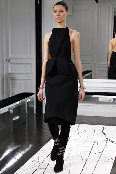 Look 8